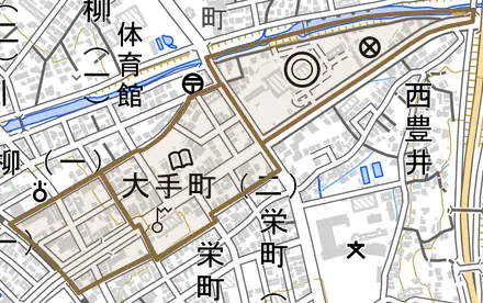 大手町とその周辺の地図。町の範囲を重ねている