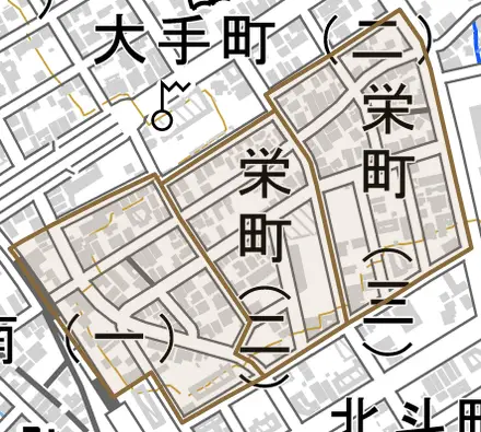 栄町とその周辺の地図。町の範囲を重ねている