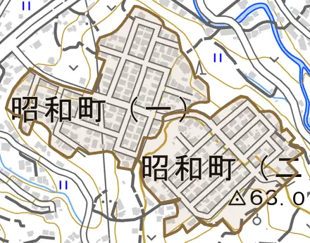 昭和町とその周辺の地図。町の範囲を重ねている
