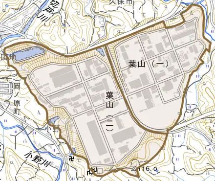 葉山とその周辺の地図。町の範囲を重ねている