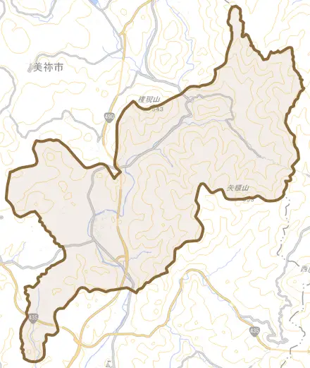美東町大田とその周辺の地図。町の範囲を重ねている