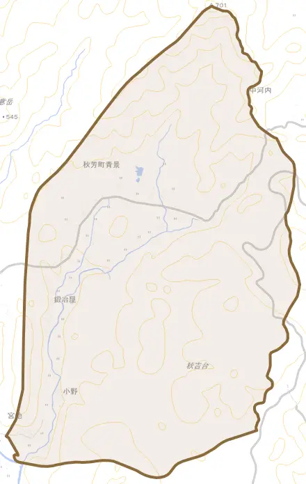 秋芳町青景とその周辺の地図。町の範囲を重ねている