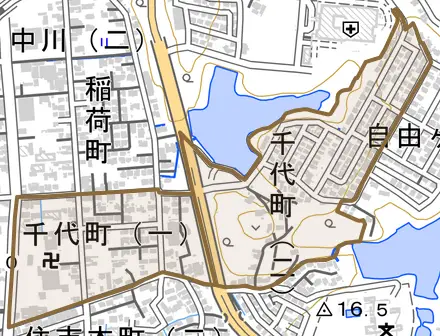 千代町とその周辺の地図。町の範囲を重ねている
