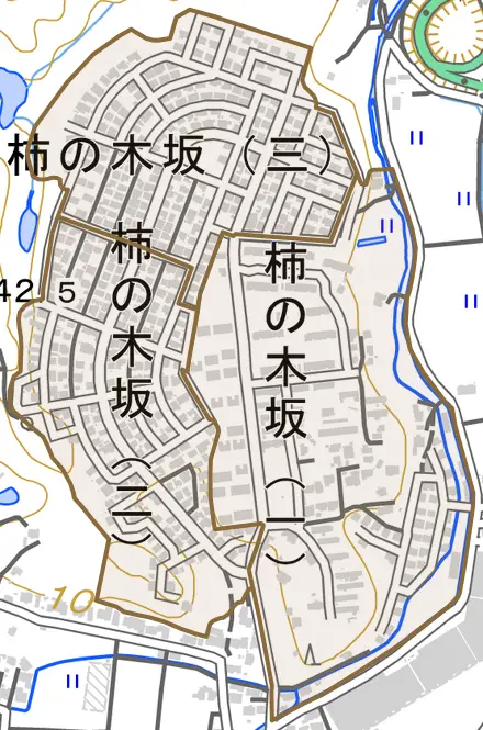 柿の木坂とその周辺の地図。町の範囲を重ねている