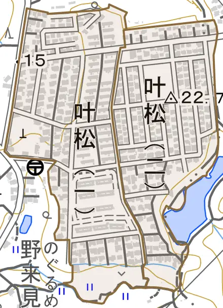 叶松とその周辺の地図。町の範囲を重ねている