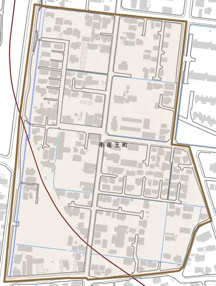 南竜王町とその周辺の地図。町の範囲を重ねている