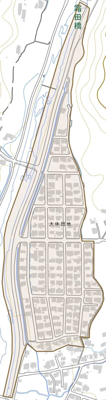 大休団地とその周辺の地図。町の範囲を重ねている