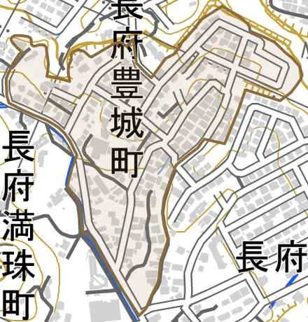 長府豊城町とその周辺の地図。町の範囲を重ねている