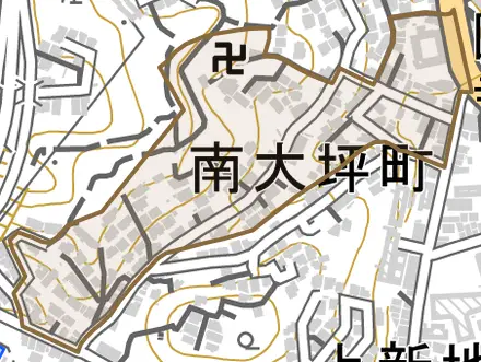 南大坪町とその周辺の地図。町の範囲を重ねている