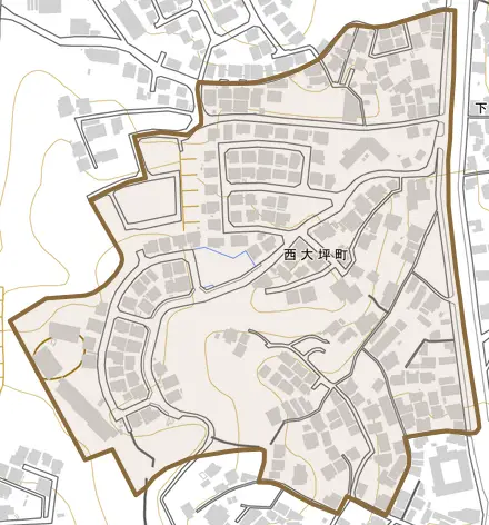 西大坪町とその周辺の地図。町の範囲を重ねている