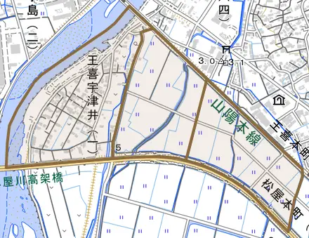 王喜宇津井とその周辺の地図。町の範囲を重ねている