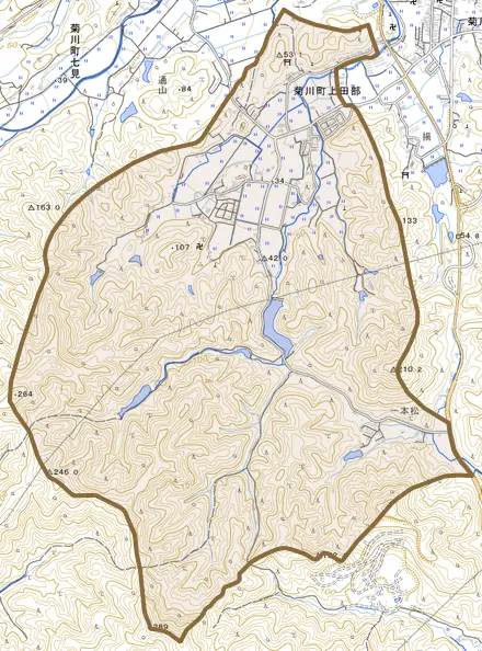 菊川町大字上田部とその周辺の地図。町の範囲を重ねている
