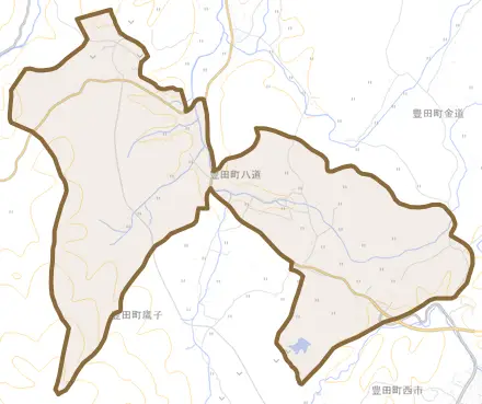 豊田町大字八道とその周辺の地図。町の範囲を重ねている