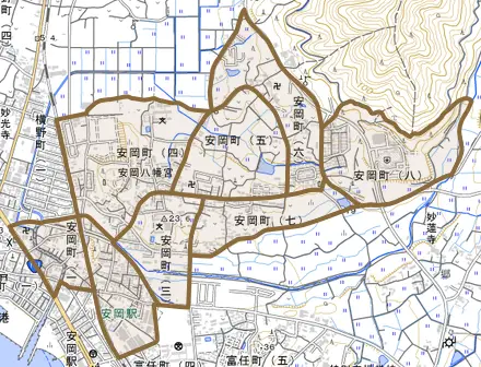 安岡町とその周辺の地図。町の範囲を重ねている