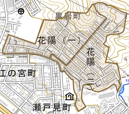 花陽とその周辺の地図。町の範囲を重ねている