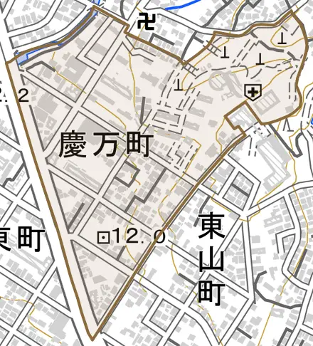 慶万町とその周辺の地図。町の範囲を重ねている