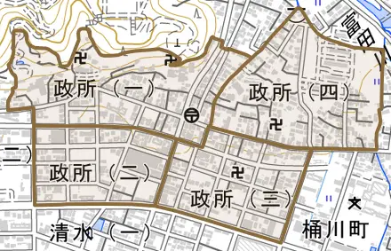 政所とその周辺の地図。町の範囲を重ねている