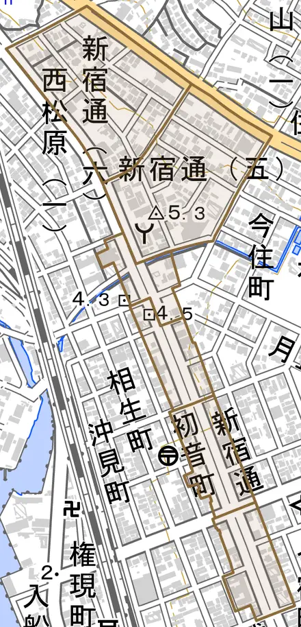 新宿通とその周辺の地図。町の範囲を重ねている