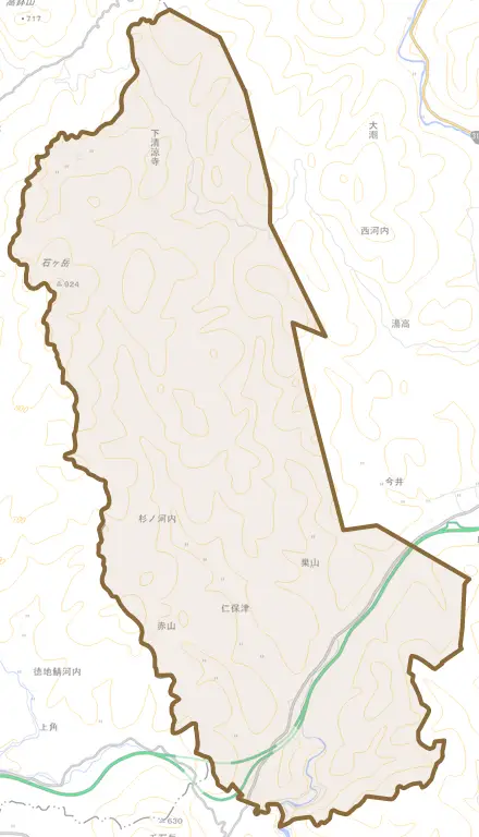 大字巣山とその周辺の地図。町の範囲を重ねている