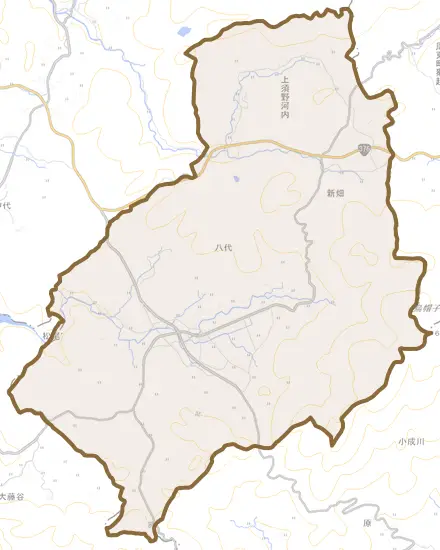 大字八代とその周辺の地図。町の範囲を重ねている