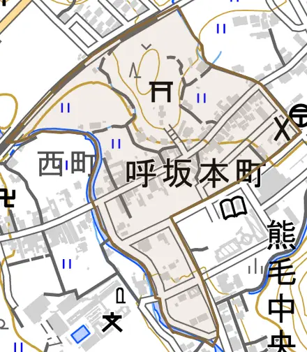 呼坂本町とその周辺の地図。町の範囲を重ねている