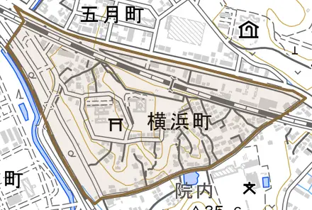 横浜町とその周辺の地図。町の範囲を重ねている