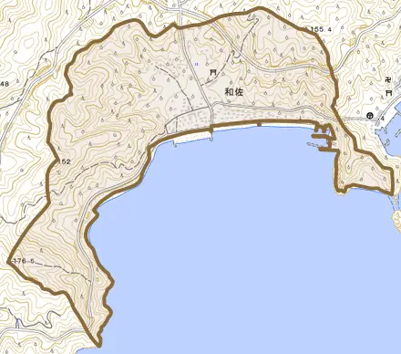 大字和佐とその周辺の地図。町の範囲を重ねている