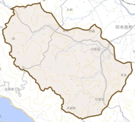 大字上田布施とその周辺の地図。町の範囲を重ねている