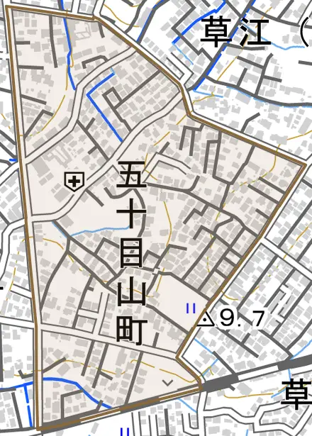 五十目山町とその周辺の地図。町の範囲を重ねている