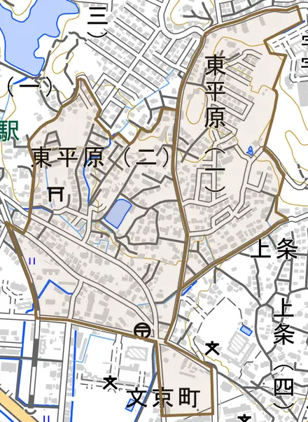 東平原とその周辺の地図。町の範囲を重ねている