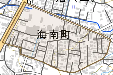 海南町とその周辺の地図。町の範囲を重ねている