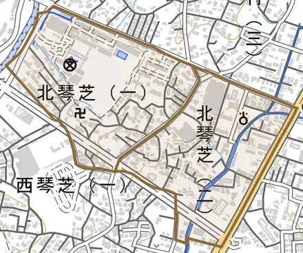 北琴芝とその周辺の地図。町の範囲を重ねている