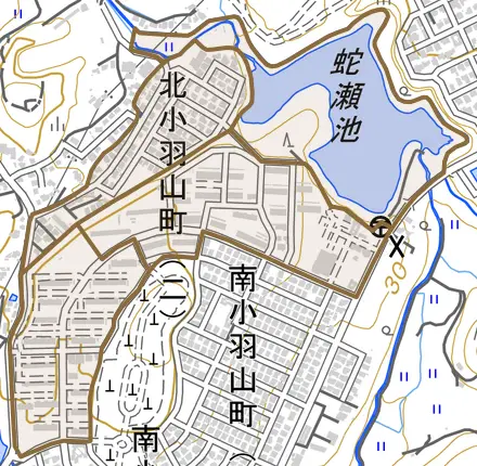 北小羽山町とその周辺の地図。町の範囲を重ねている