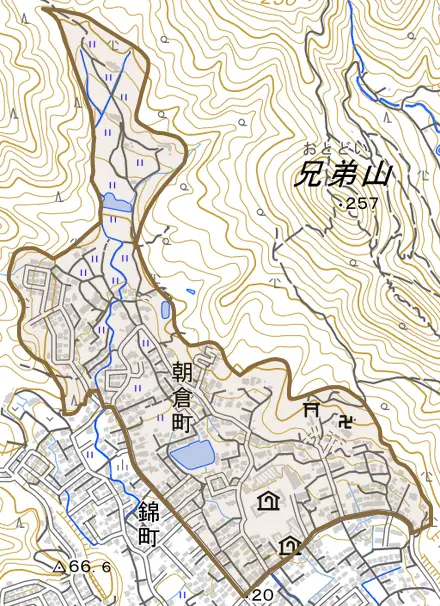 朝倉町とその周辺の地図。町の範囲を重ねている