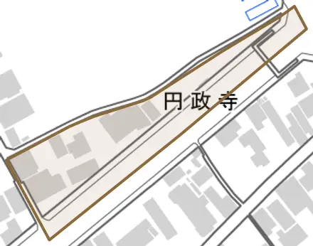 円政寺とその周辺の地図。町の範囲を重ねている