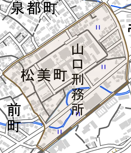 松美町とその周辺の地図。町の範囲を重ねている