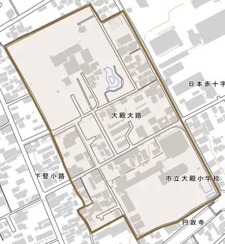 大殿大路とその周辺の地図。町の範囲を重ねている