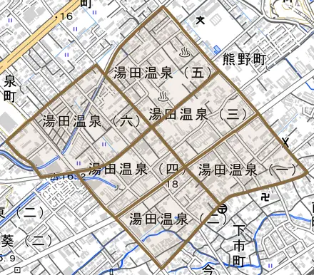 湯田温泉とその周辺の地図。町の範囲を重ねている