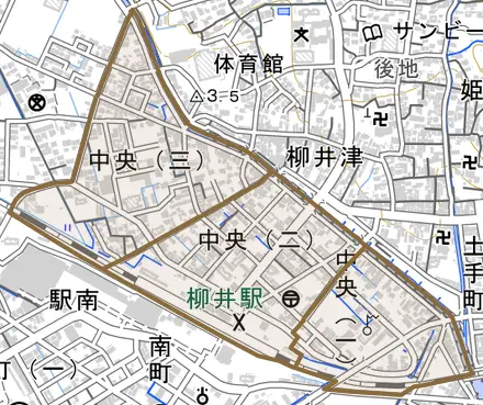 中央とその周辺の地図。町の範囲を重ねている