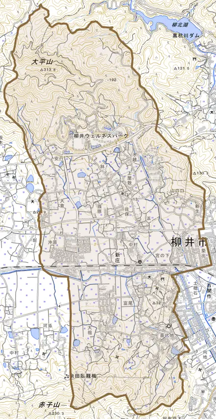 新庄とその周辺の地図。町の範囲を重ねている