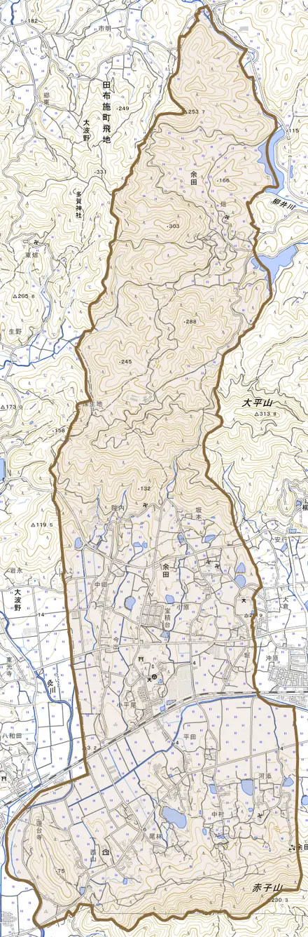 余田とその周辺の地図。町の範囲を重ねている