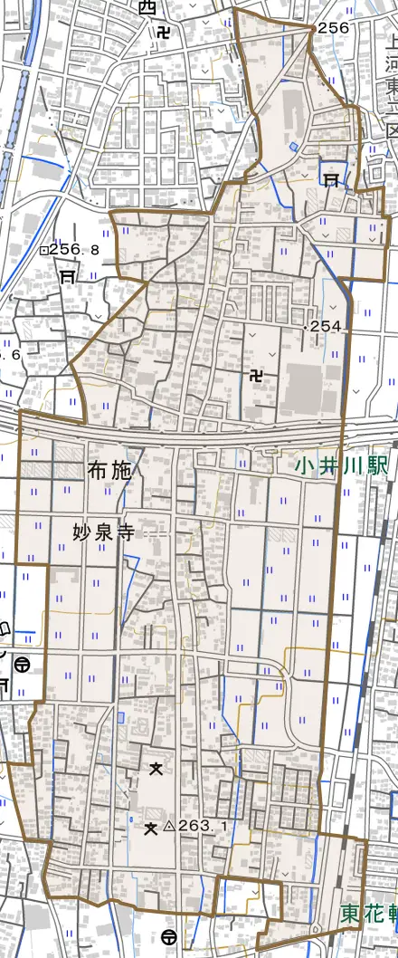 布施とその周辺の地図。町の範囲を重ねている