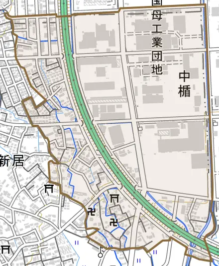 中楯とその周辺の地図。町の範囲を重ねている
