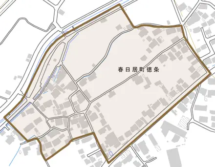 春日居町徳条とその周辺の地図。町の範囲を重ねている