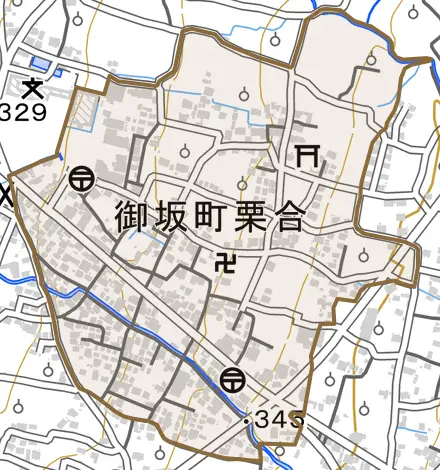 御坂町栗合とその周辺の地図。町の範囲を重ねている