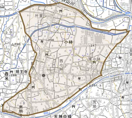 小林とその周辺の地図。町の範囲を重ねている