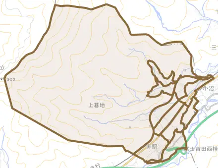 上暮地とその周辺の地図。町の範囲を重ねている