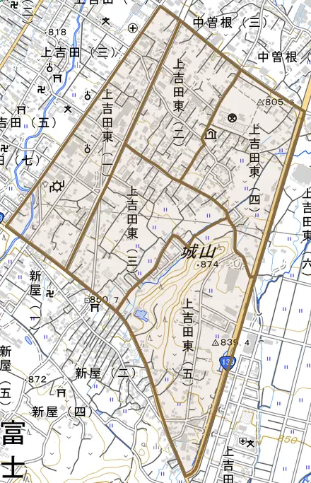 上吉田東とその周辺の地図。町の範囲を重ねている