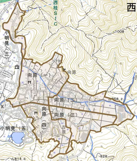 向原とその周辺の地図。町の範囲を重ねている