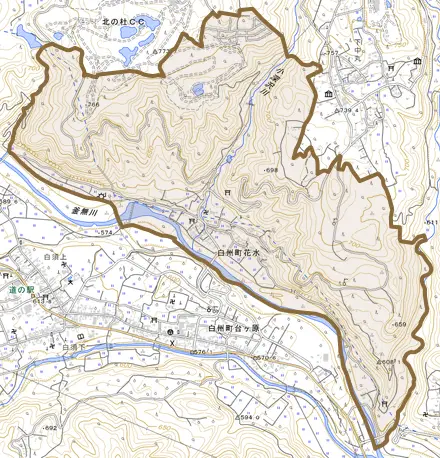 白州町花水とその周辺の地図。町の範囲を重ねている